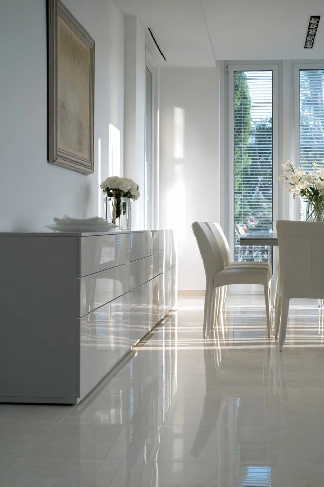 Expansive glass walls bringing natural landscape inside