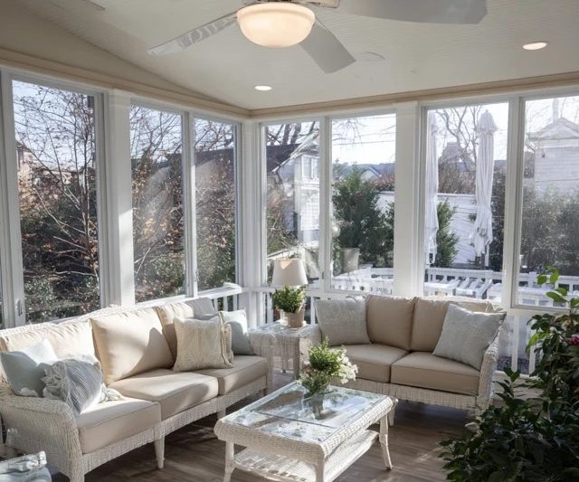 20 Sunroom Decorating Ideas to Create Your Perfect Light-Filled Retreat